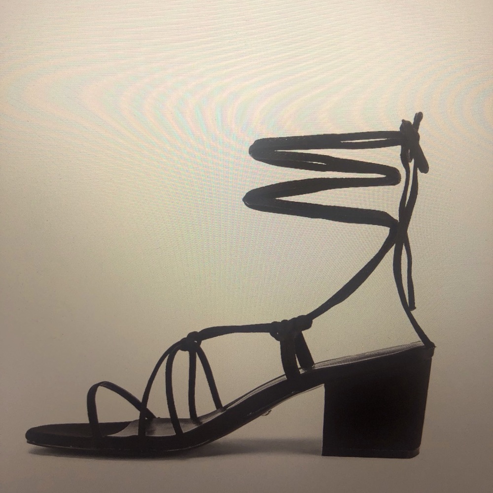 Amal Sandal